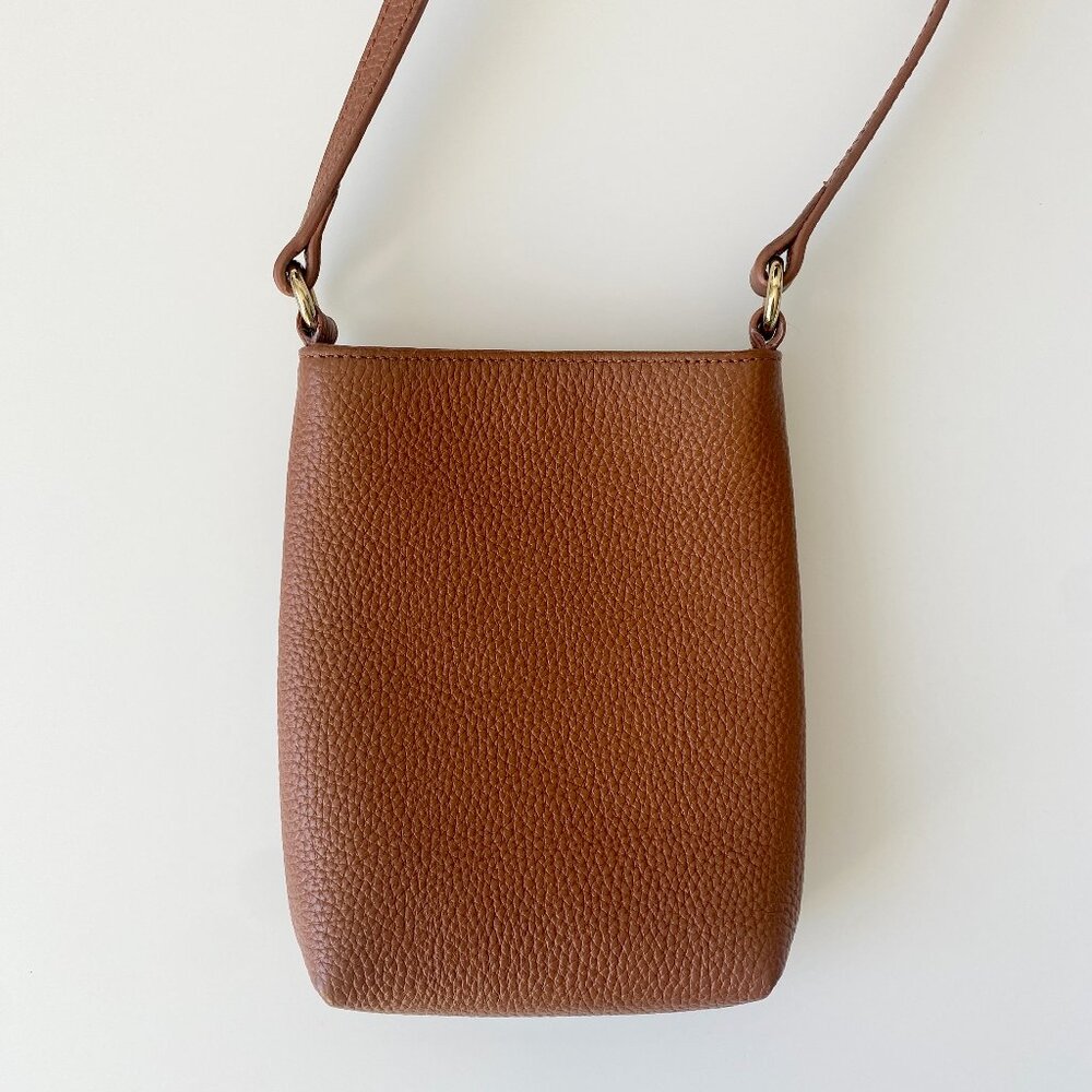 Quince | Italian Pebbled Leather Phone Crossbody | Cognac